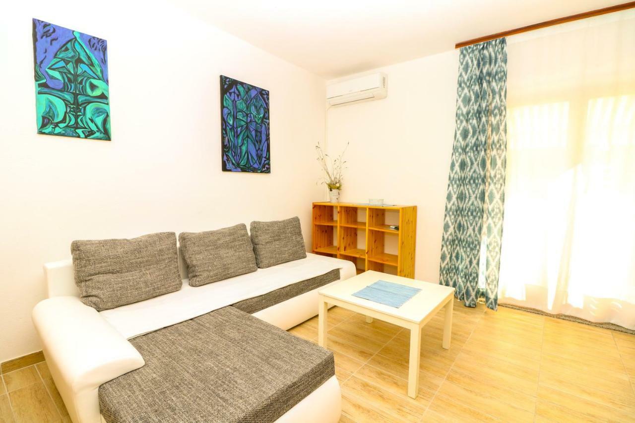 Apartments Reljic With Terrace Baska  Exterior photo