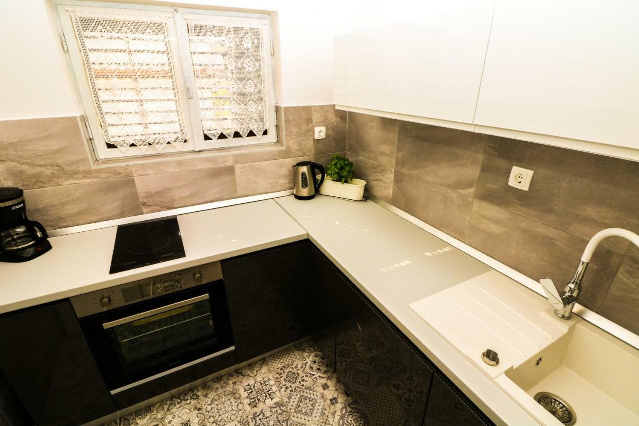 Apartments Reljic With Terrace Baska  Exterior photo