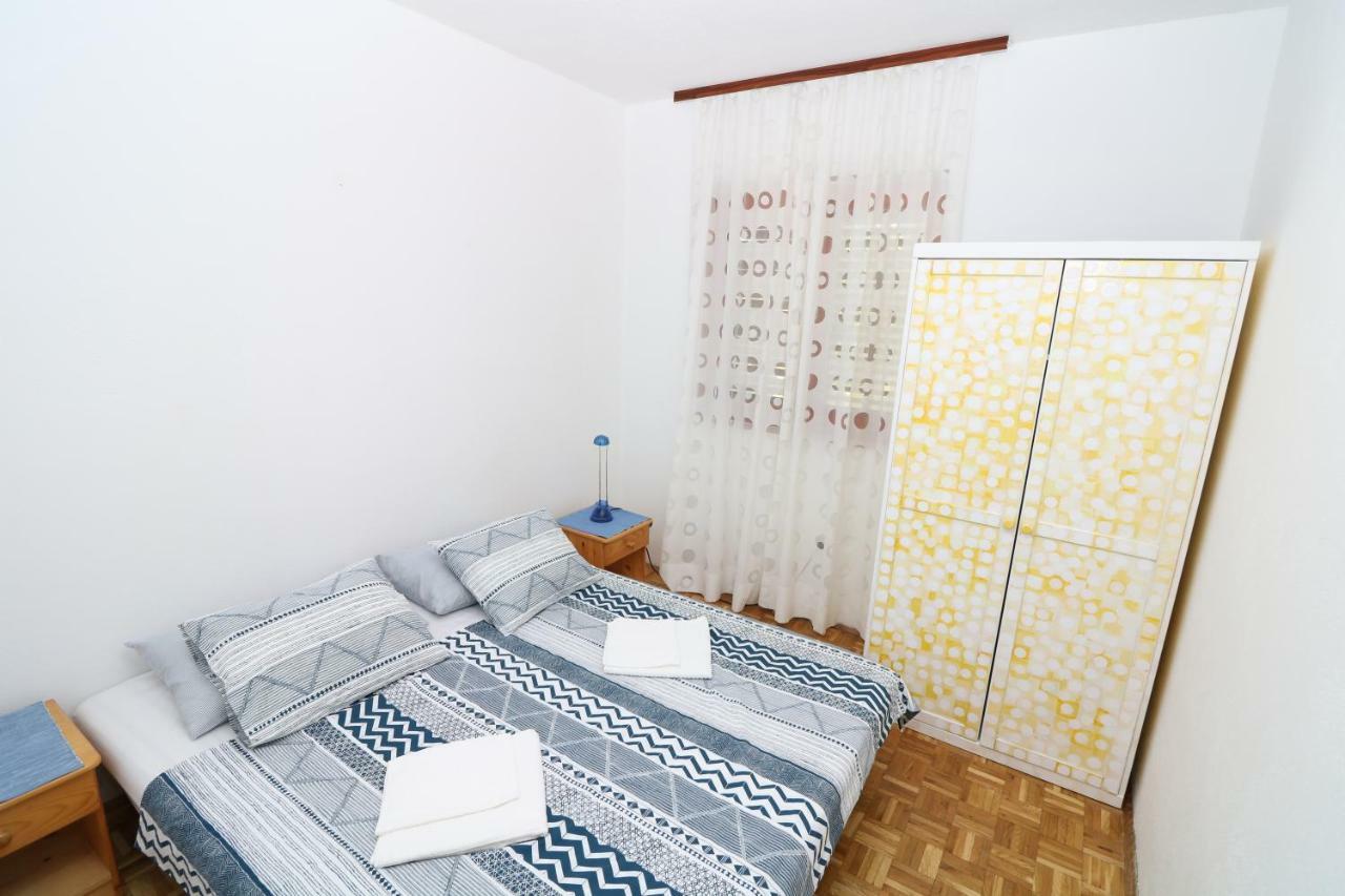 Apartments Reljic With Terrace Baska  Exterior photo